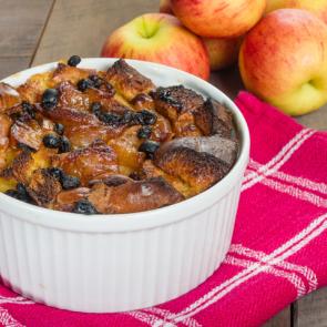 Warm Holiday Bread Pudding Thumbnail Warm Holiday Bread Pudding Thumbnail